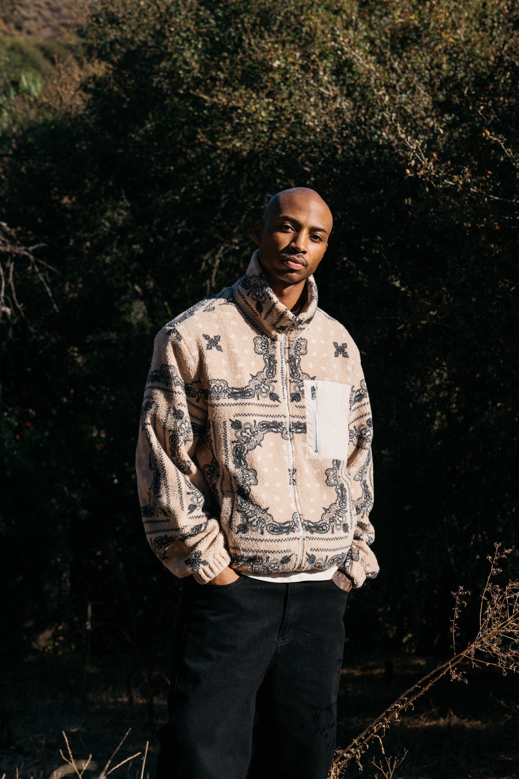 SHERPA PAISLEY JACKET - SAIL – RICHIE LE COLLECTION