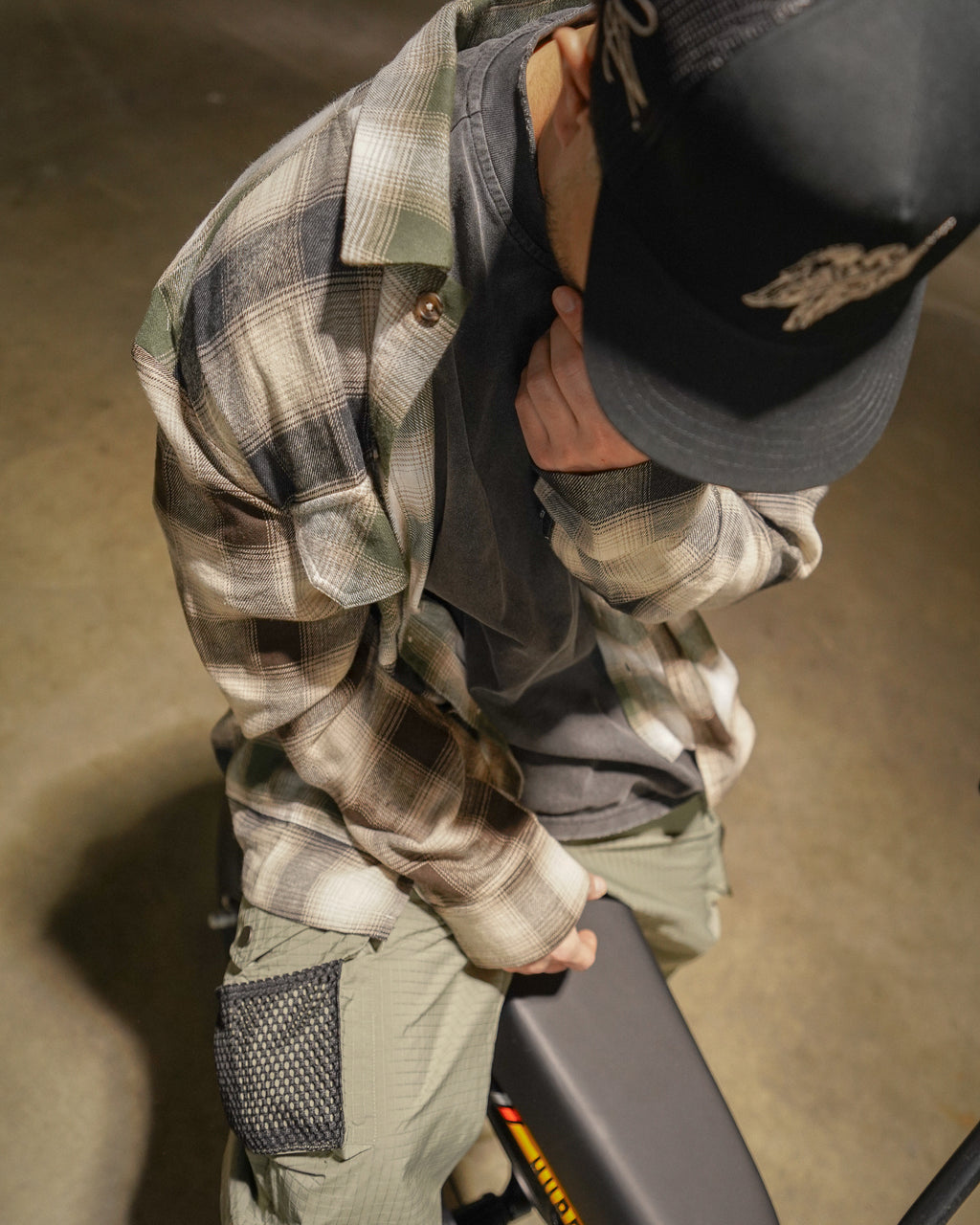 TRI-COLOR VINTAGE FLANNEL - BLACK/SAND/BROWN/SAGE