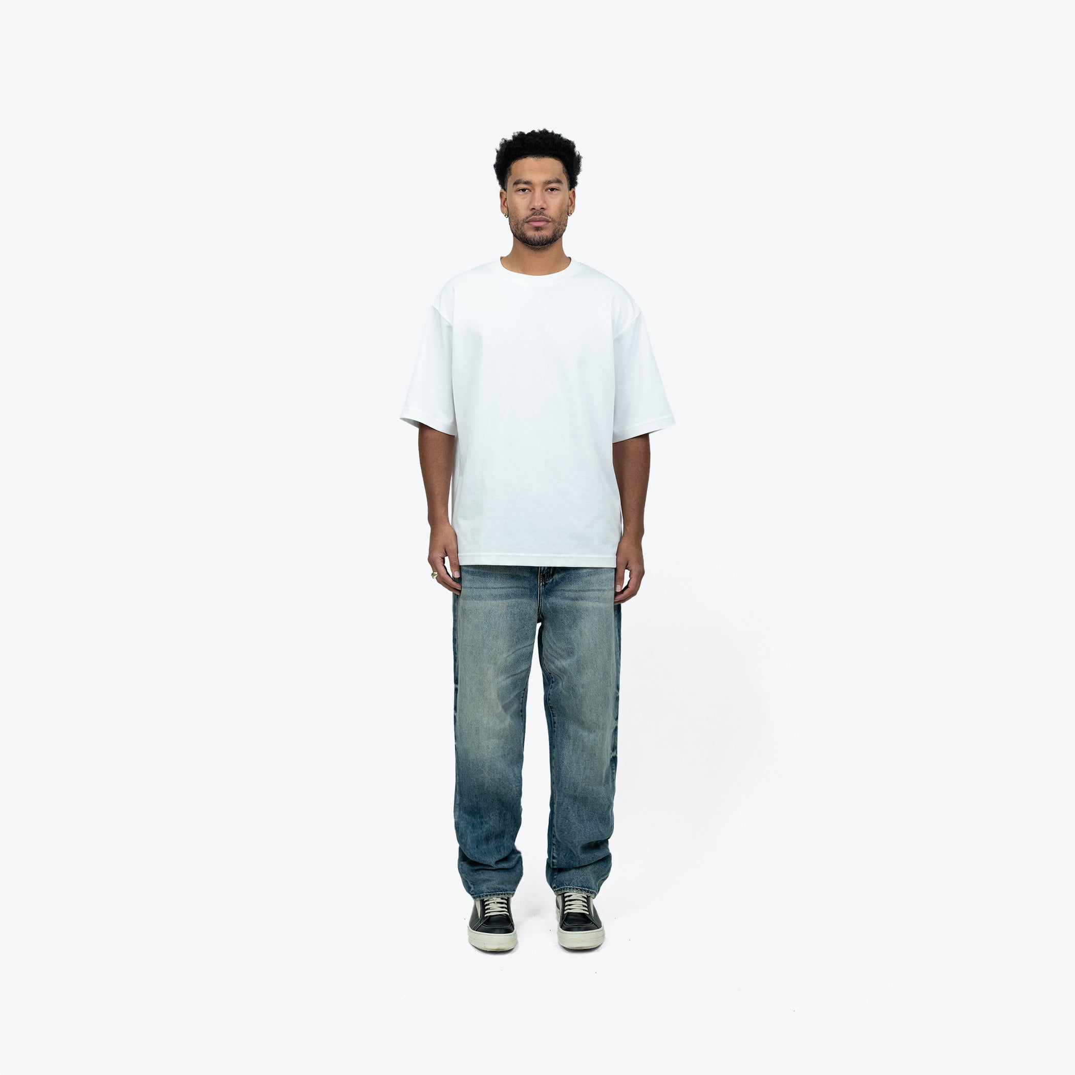 RELAXED VINTAGE WASH DENIM - DARK WASH