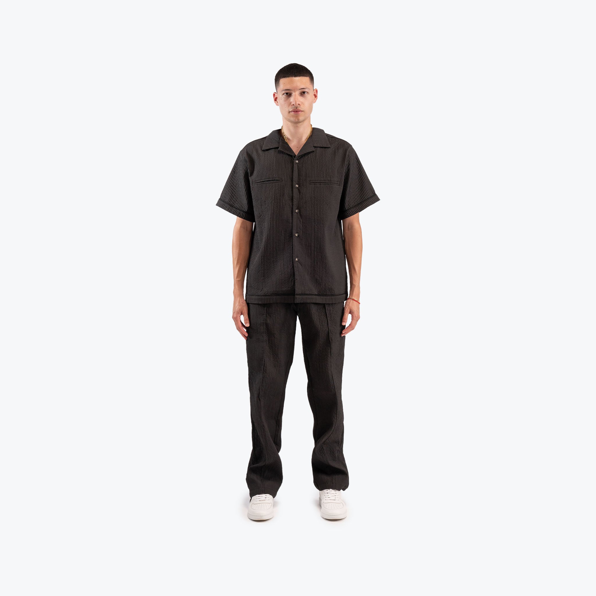 PLISSE BUTTON UP - BLACK