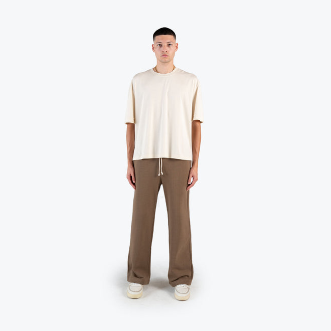 RELAXED DRAPED SWEAT PANT - SAND